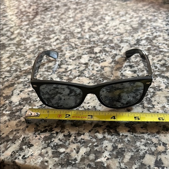 Ray-Ban RB2132 “New Wayfarer” Style Sunglasses Black Classic Prescription - Picture 10 of 16